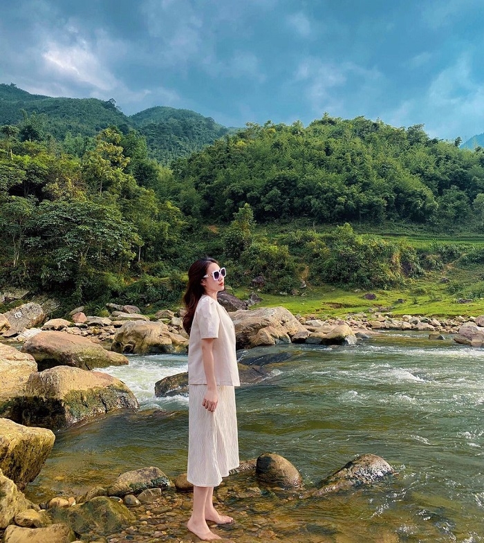 Vẻ đẹp xiêu lòng của suối Mường Hoa Sapa