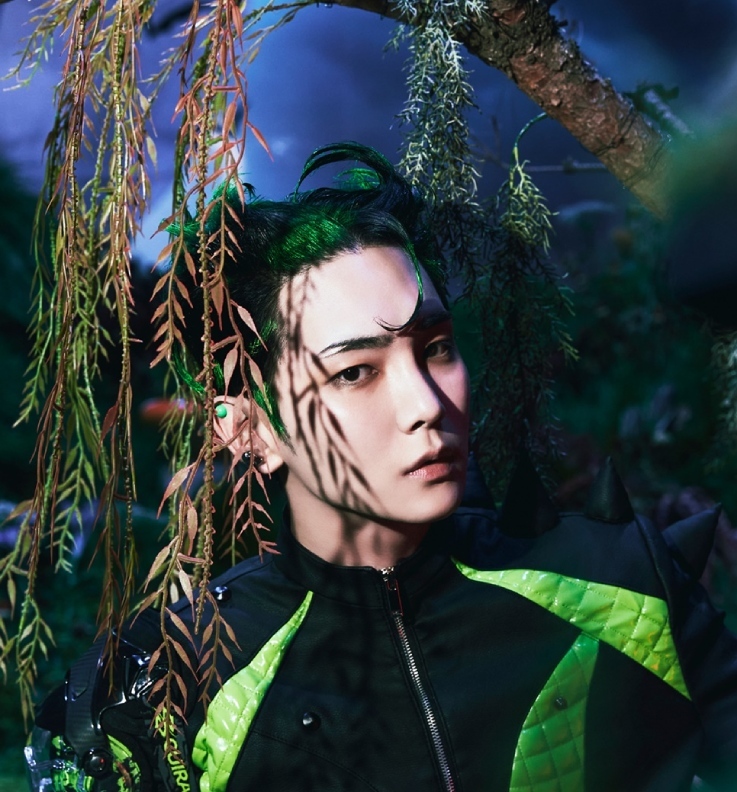 KEY tham gia trực tiếp vào quá trình sáng tác lời bài hát. (Ảnh: SM Entertainment)