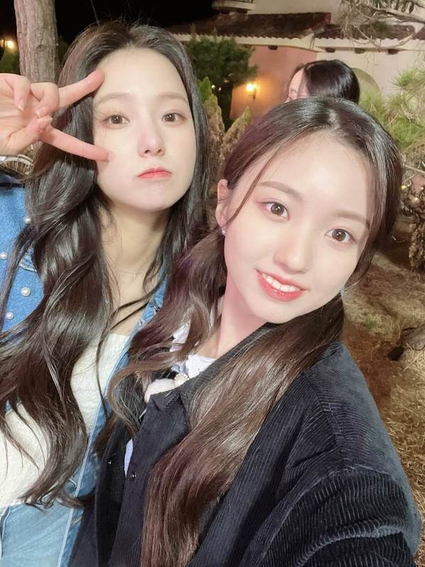 Yujin và Yeseo lệch nhau tận 9 tuổi. (Ảnh: Instagram @Kep1er)