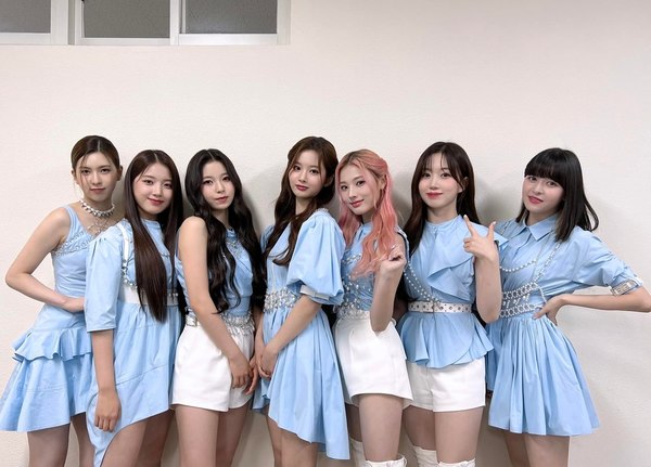NMIXX nhận nhiều sự chú ý của công chúng. (Ảnh: Facebook NMIXX)