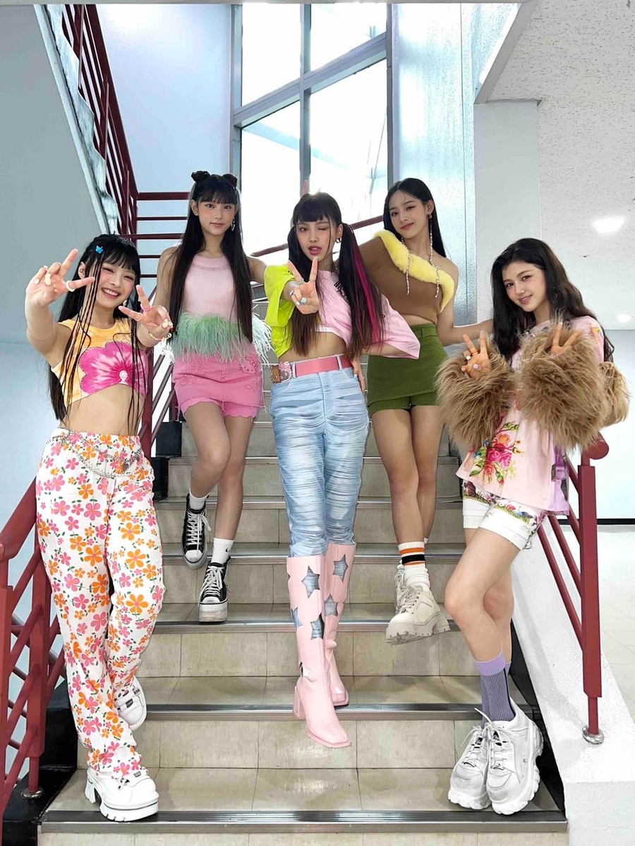 NewJeans sở hữu nhan sắc trong sáng, đáng yêu. (Ảnh: Instagram @newjeans_official)