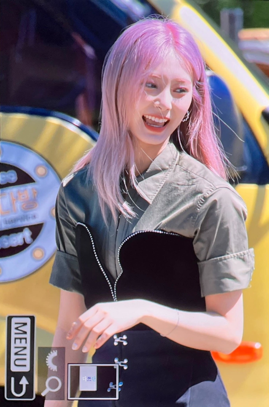 Nhan sắc Tzuyu qua ảnh do fan chụp. (Ảnh: Pinterest)