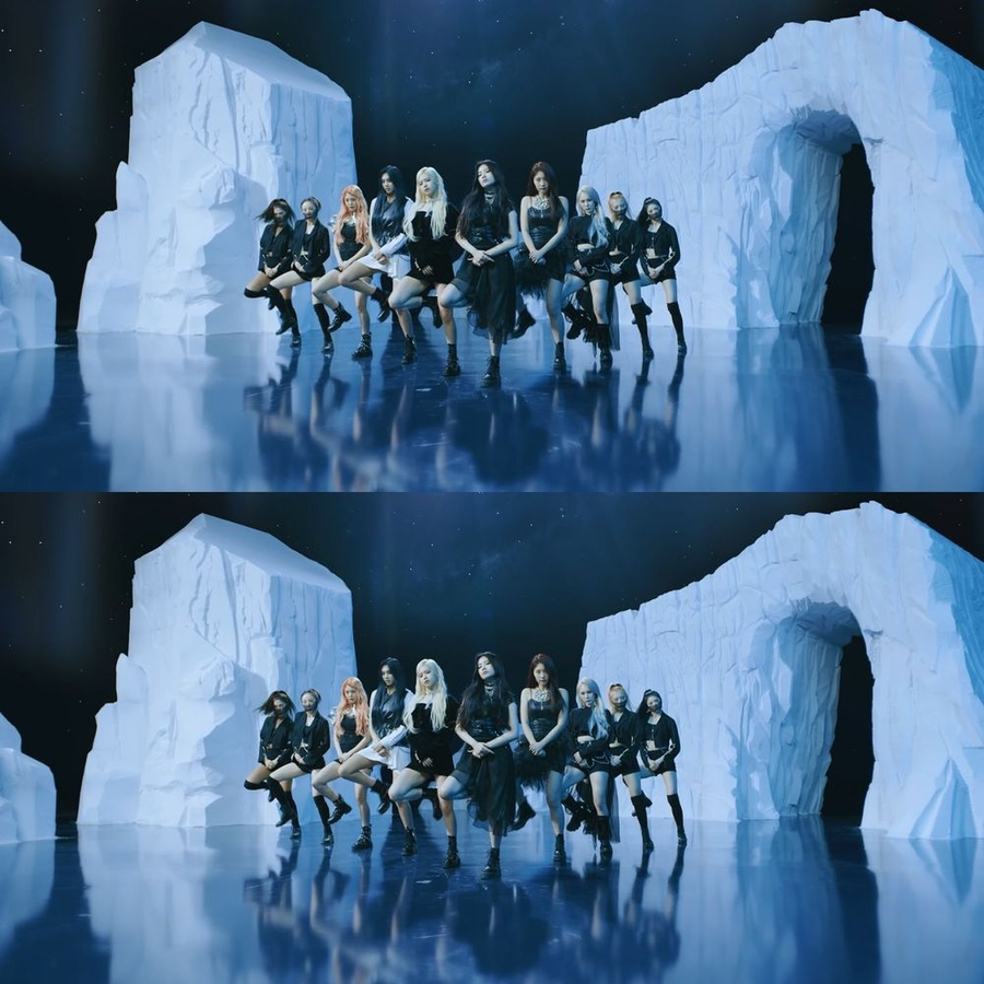 Khẩu hiệu của EVERGLOW luôn hừng hực khí thế. (Ảnh: Chụp màn hình YouTube Stone Music Entertainment)