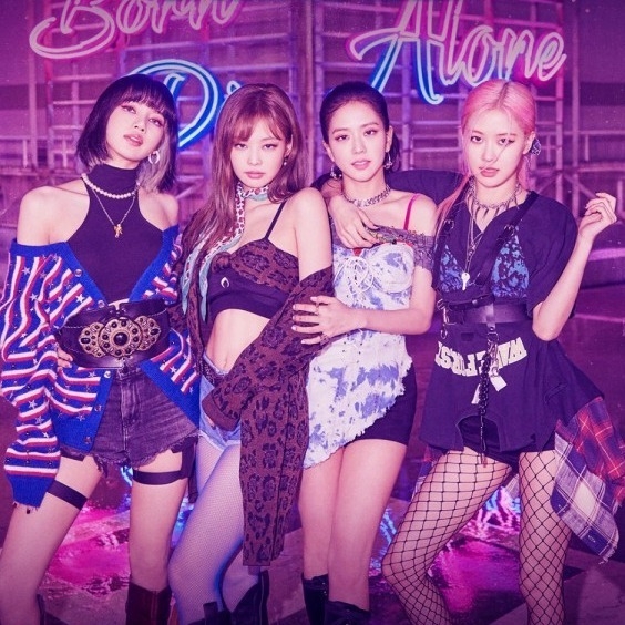 Sau đó, cả hai đã gửi đến cho Teddy để chỉnh sửa và hoàn thiện. (Ảnh: Pinterest)